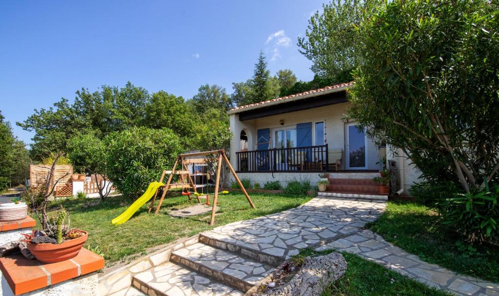 Travelers house - Villa with private pool and kids friendly photo 3