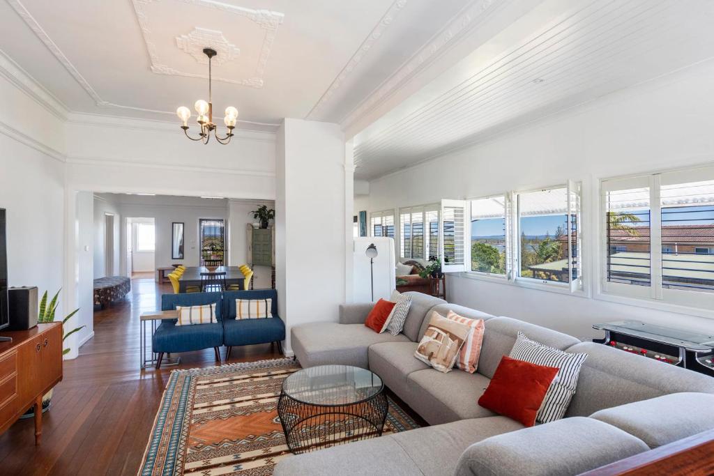 Sunset Penthouse - oceanstays photo 2