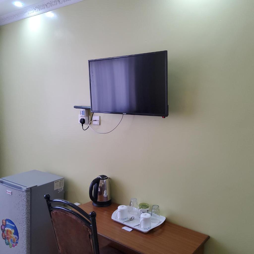 Monrovia Guest House photo 2