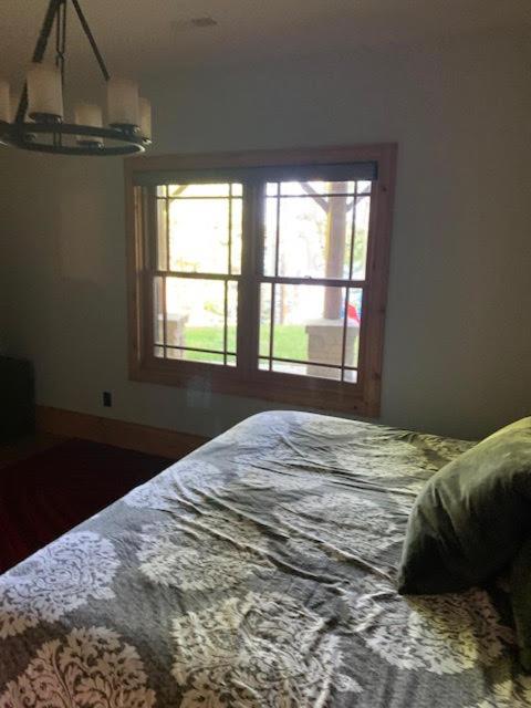 Large Luxury Lakefront Cottage Calabogie photo 2