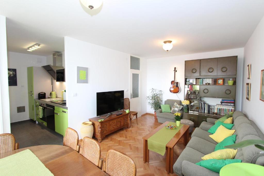 Apartment Elia photo 1