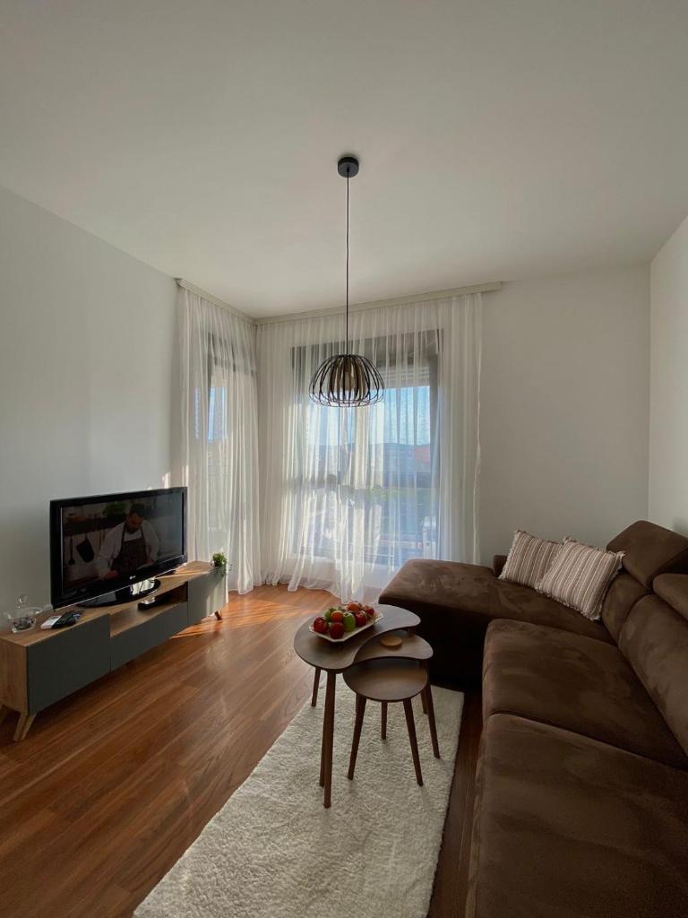 Helir Apartment