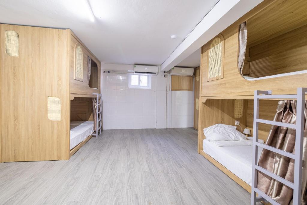 Zuka Hotel & Apartment