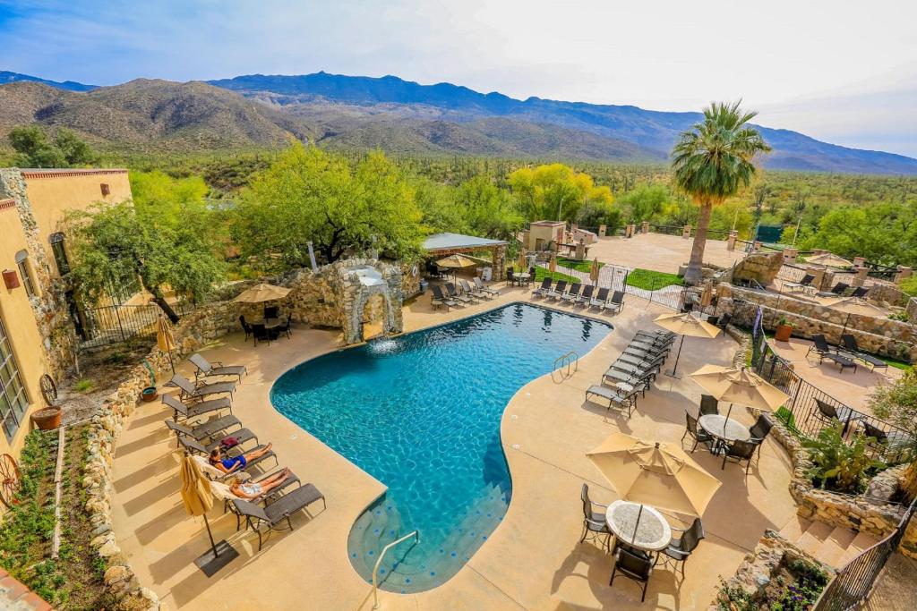 Tanque Verde Ranch image