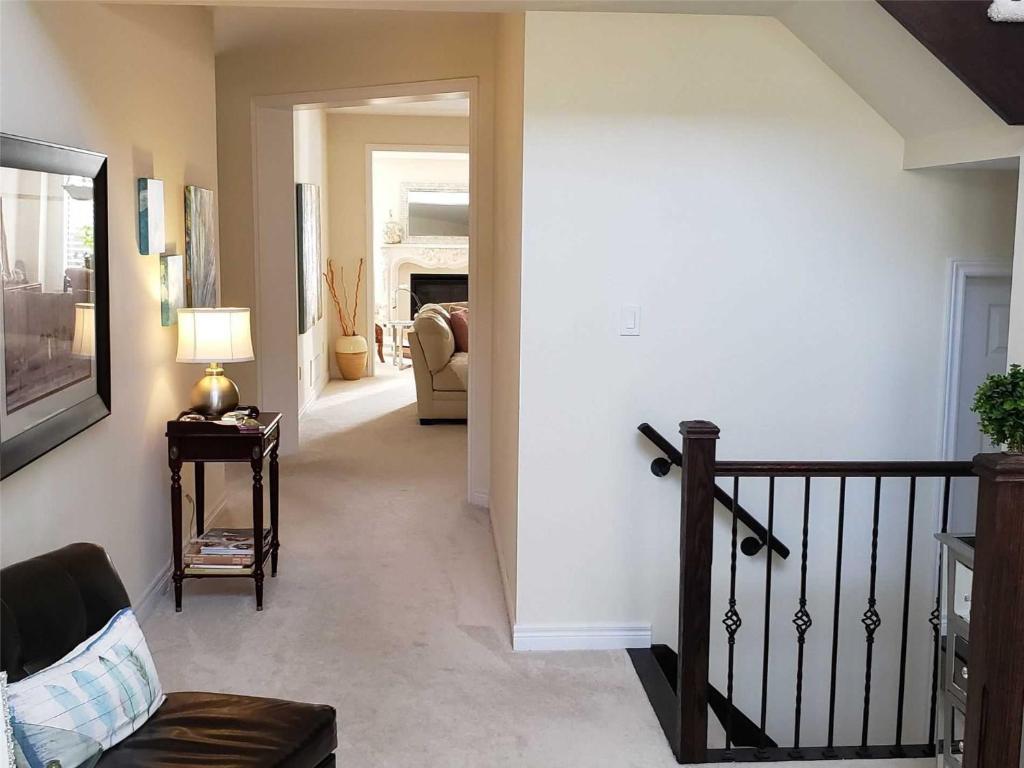 Beautiful Master Bedroom, TV, Wi-fi, Laundry, Parking photo 4