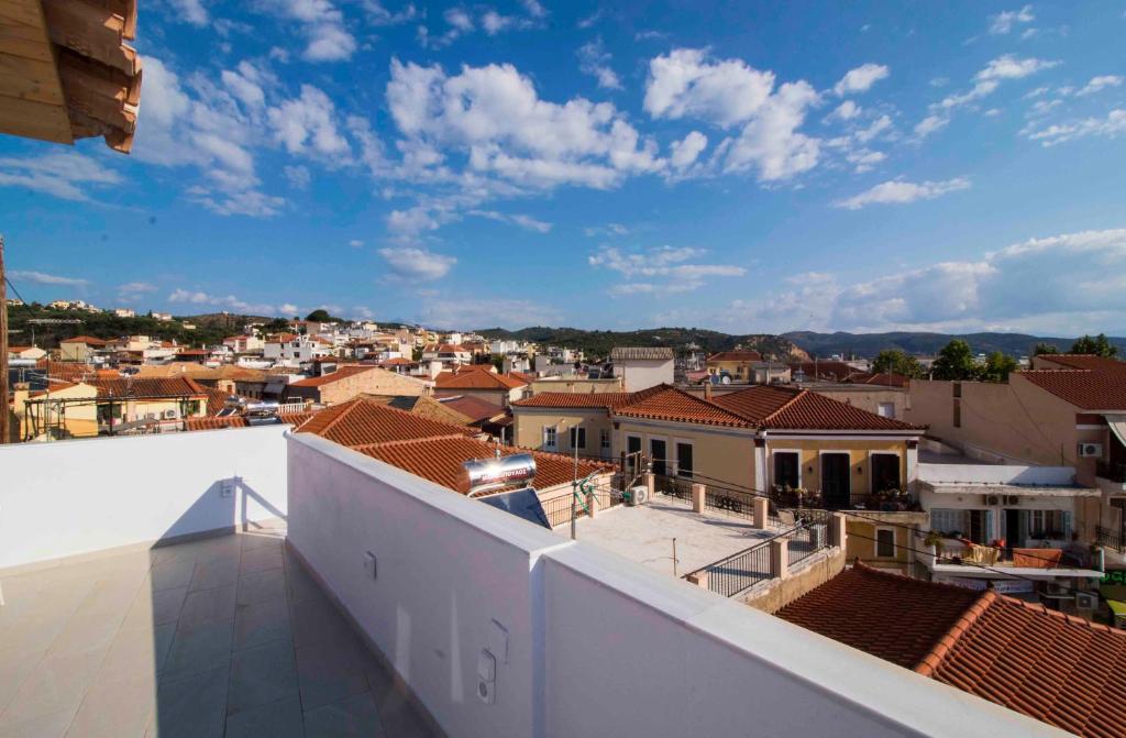 Laconian Collection Cosy House in the heart of Gytheio photo 3