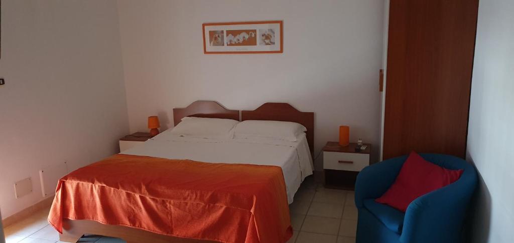 HOME COLUCCI