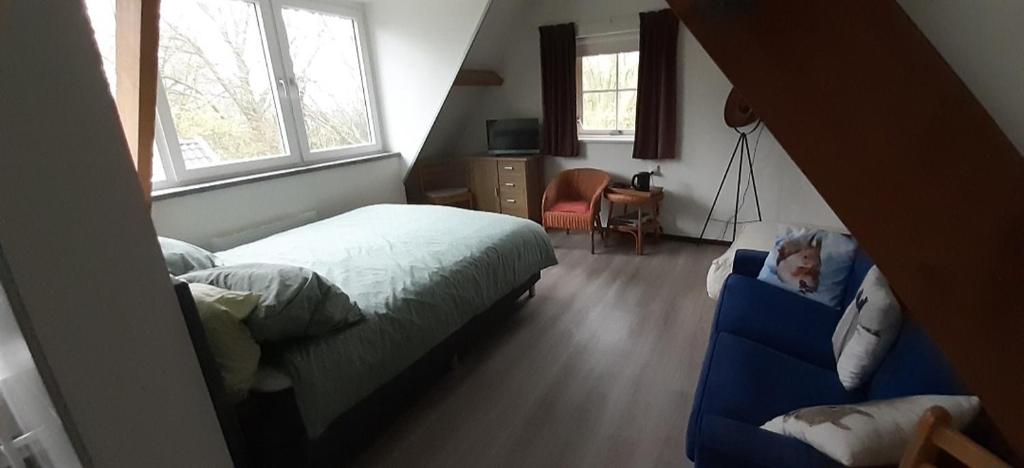 Superior Familiekamer met eigen badkamer OF een Privékamer met eigen inloopdouche photo 4