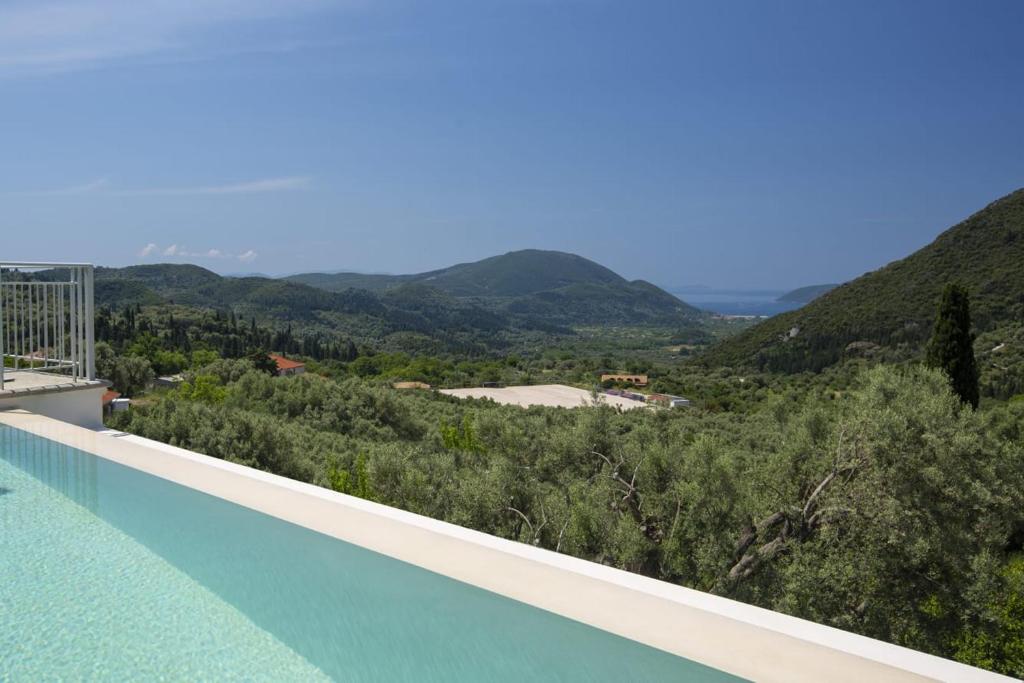 Panoutsis Villa Vista
