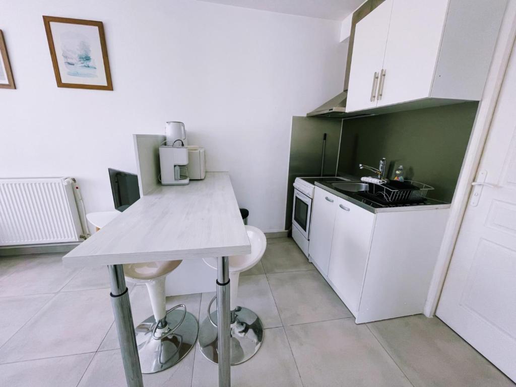 Beau Studio entre Paris et Disneyland-Proche Centrex photo 2