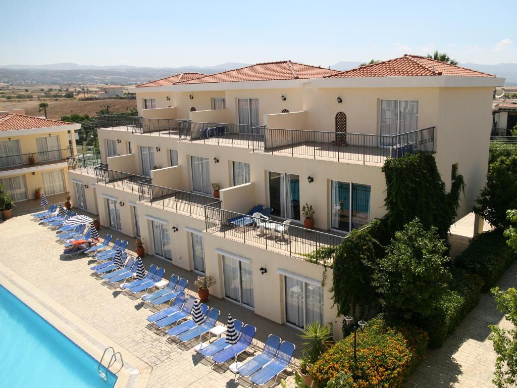 Latchi Studio Apartment