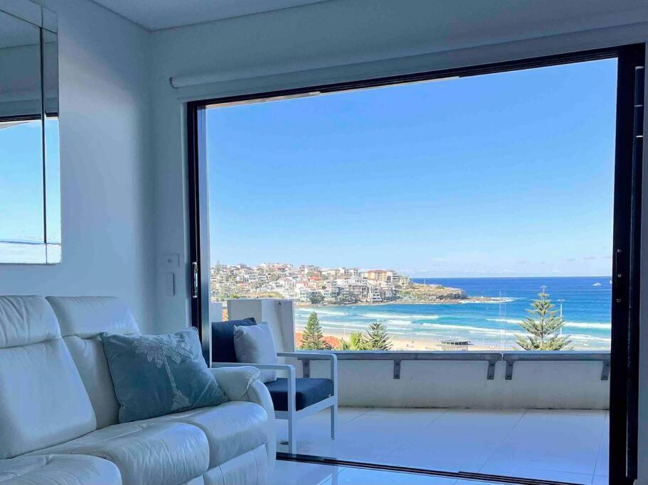 Bondi Beach Waves Beachfront Apartment