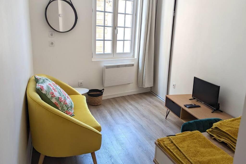Studio mezzanine