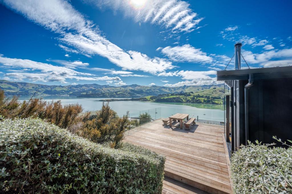 Million Dollar View - Takamatua Holiday Home photo 4