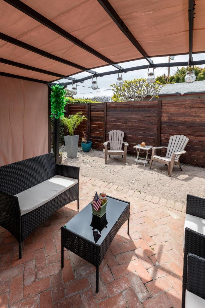 Sunny Walk Friendly Casita Convenient Location photo 1