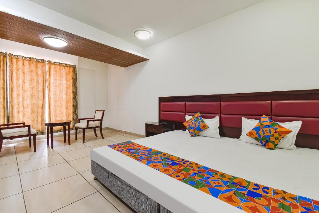 FabHotel GL Residency photo 2