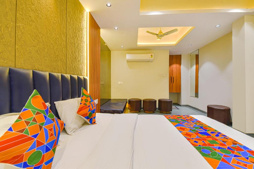 FabHotel Udhna Inn, Near Udhna Junction photo 3