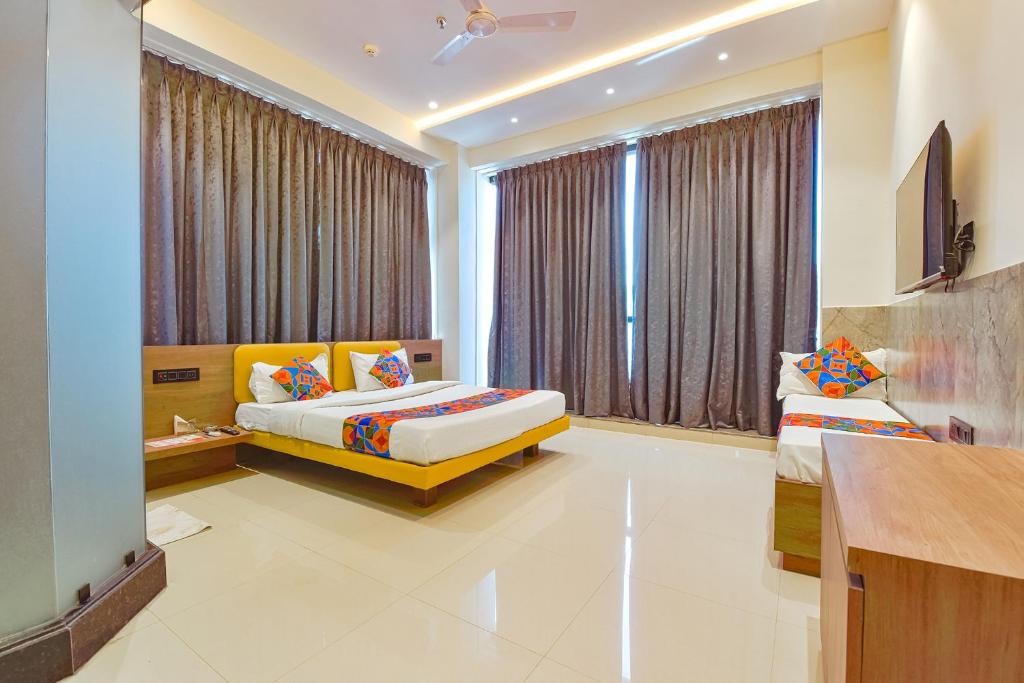 FabHotel Gold Palace Inn photo 3