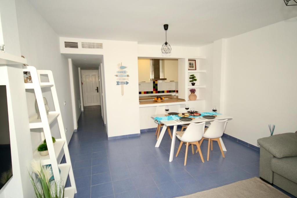 Xposure beach apartment photo 3