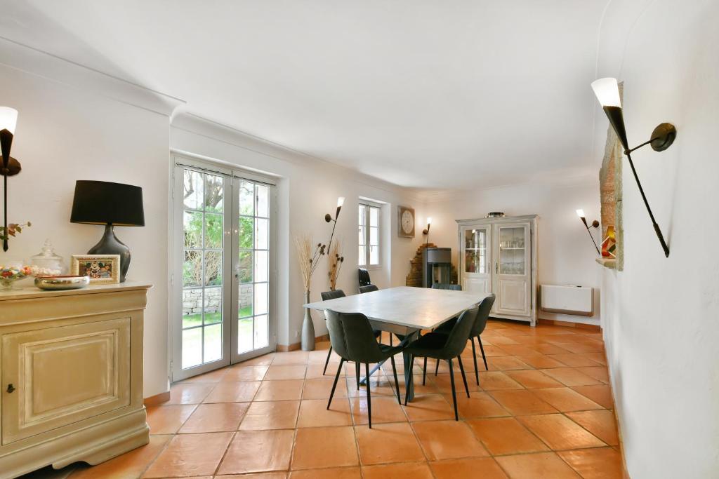 Lou Mas Nachiano - Charmante maison avec piscine photo 3