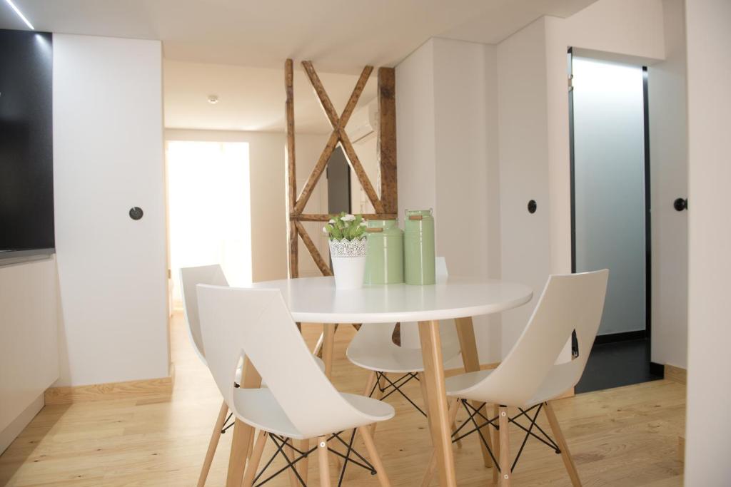 Апартаменты (Улучшенные апартаменты с 1 спальней и видом на город), Páteo Saudade Lofts