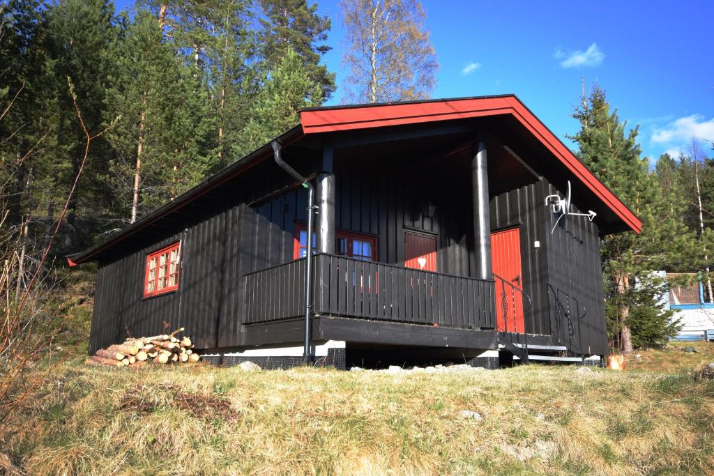 Halvorseth photo 1
