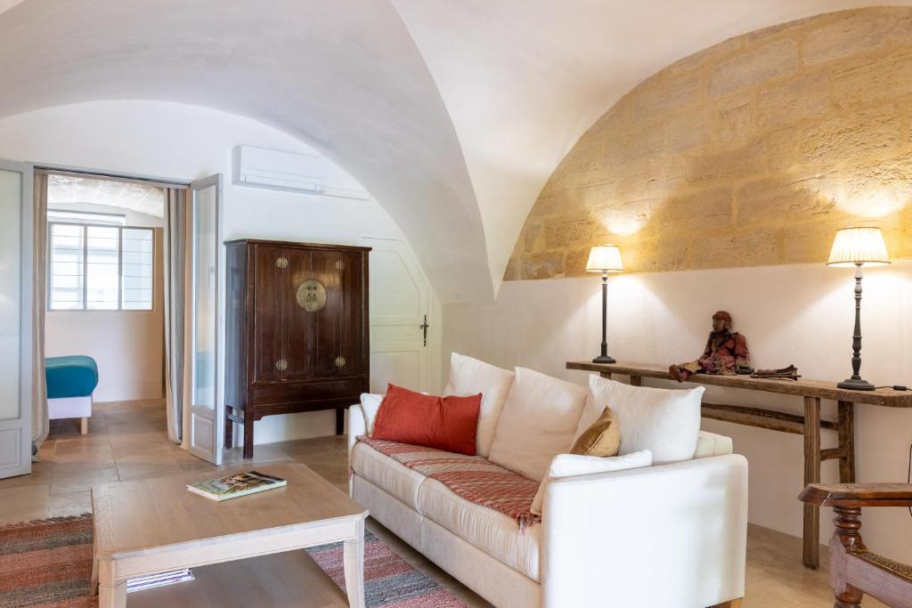 Les Canisses, magnifique appartement avec terrasse au cœur d'Uzès photo 2