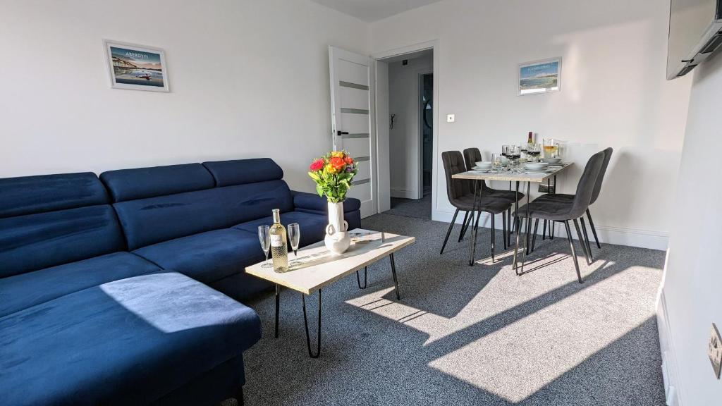 Sandy Beach Apartment by Seaside Llandudno Room Type - One-Bedroom Apartment