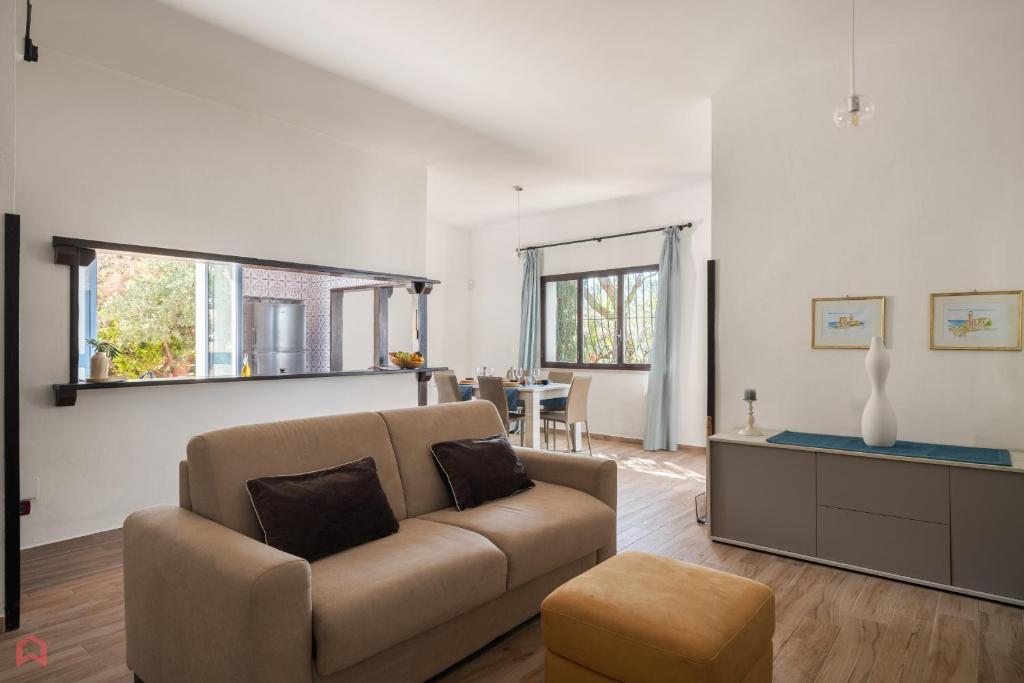 Stunning seaview villa photo 2