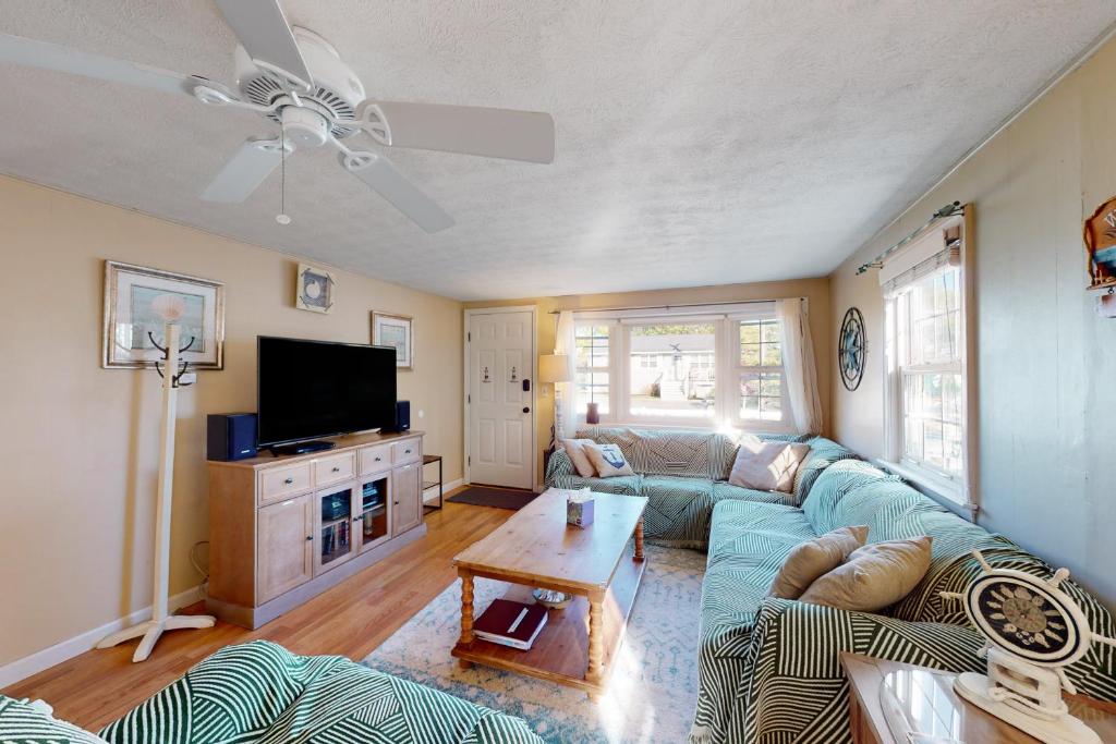 Captain's Quarters photo 1