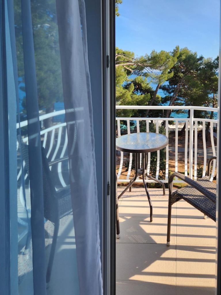 Hotel Bor photo 2