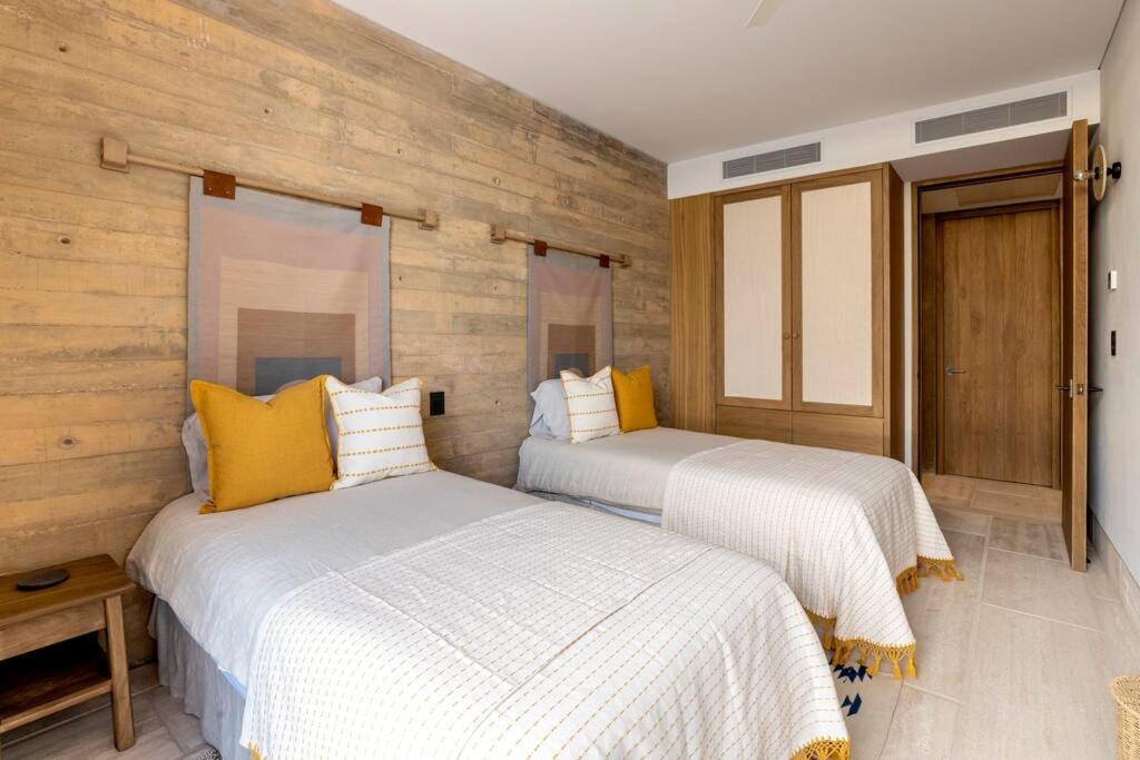 6 Guests - Amazing Views -Top Design photo 2