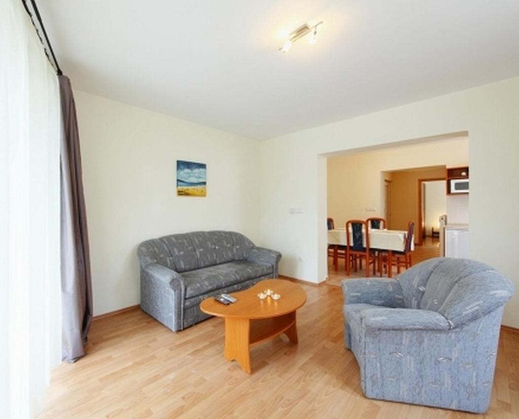 Апартаменты (Апартаменты с балконом (2 взрослых)), Centrum Apartmanház