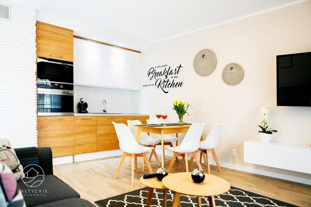 Apartamenty Bałtyckie - Bulwar Portowy - widok na port, centrum, najlepsza lokalizacja w Ustce photo 2