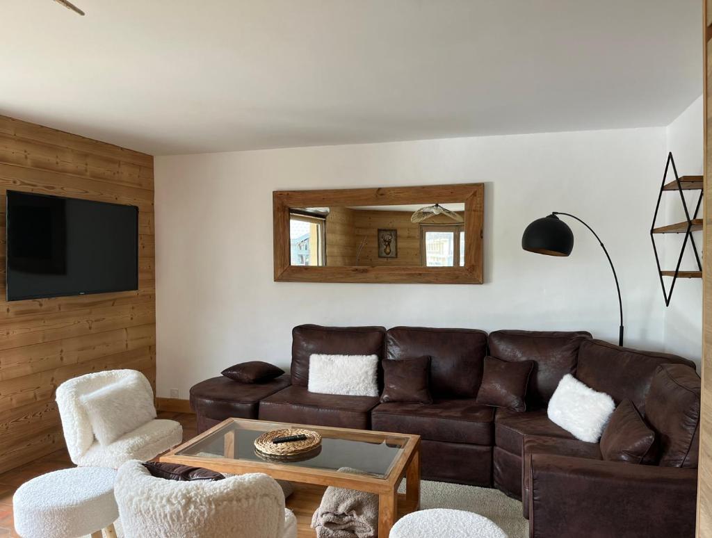 Appartement 8 personnes, 3 chambres, en plein centre de PRAZ SUR ARLY photo 2