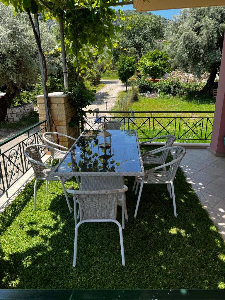 Anna's Apartments photo 3