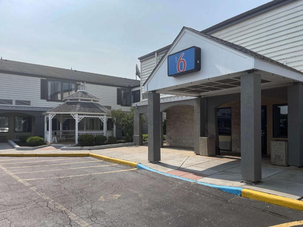 Motel 6 Newark, DE image