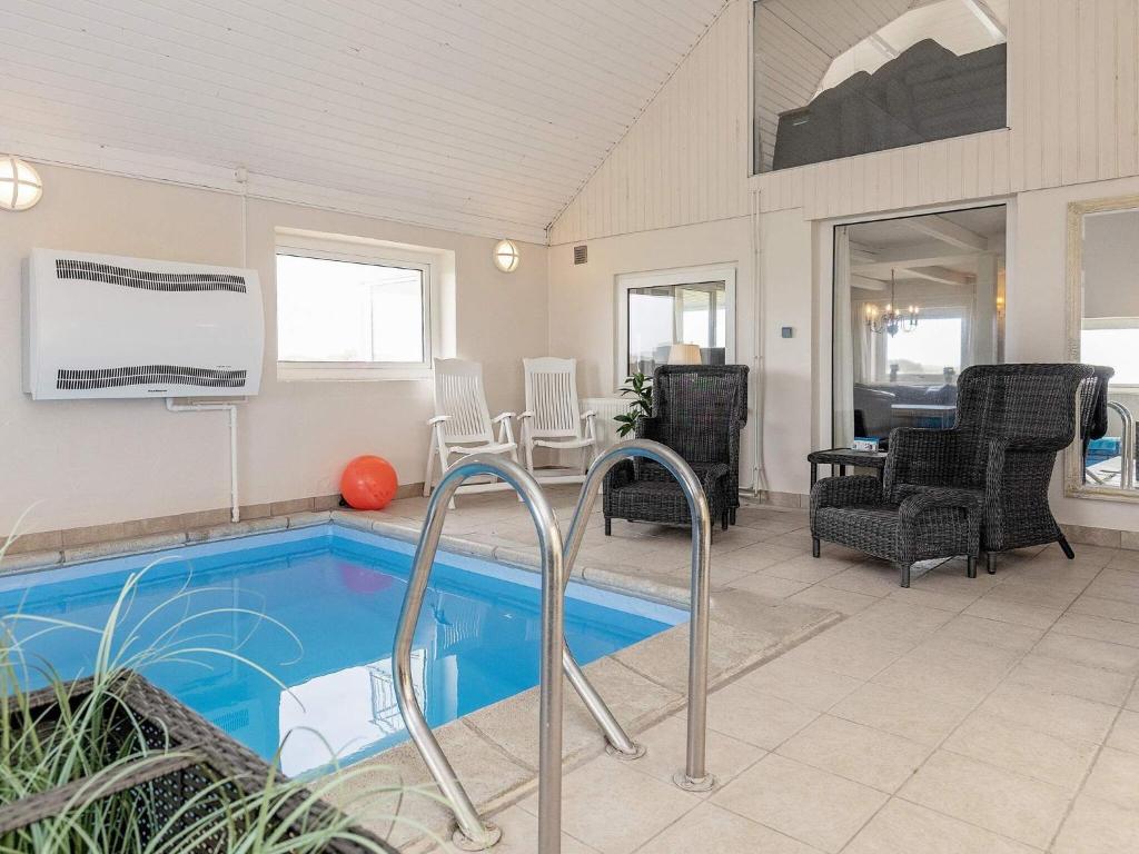 Four-Bedroom Holiday home in Thisted 10 photo 4