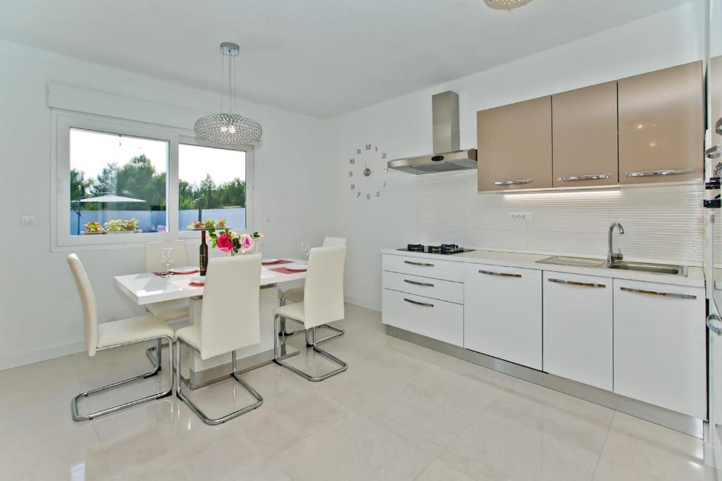 Villa Blazen photo 4