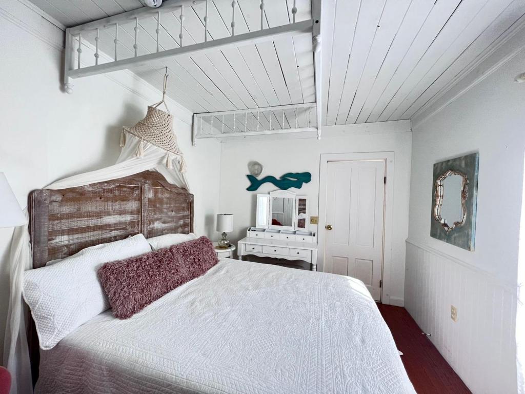 Narragansett House photo 4