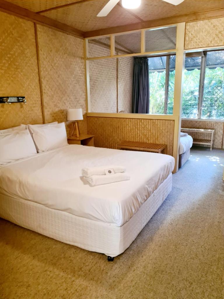 Tallow Beach Motel photo 2