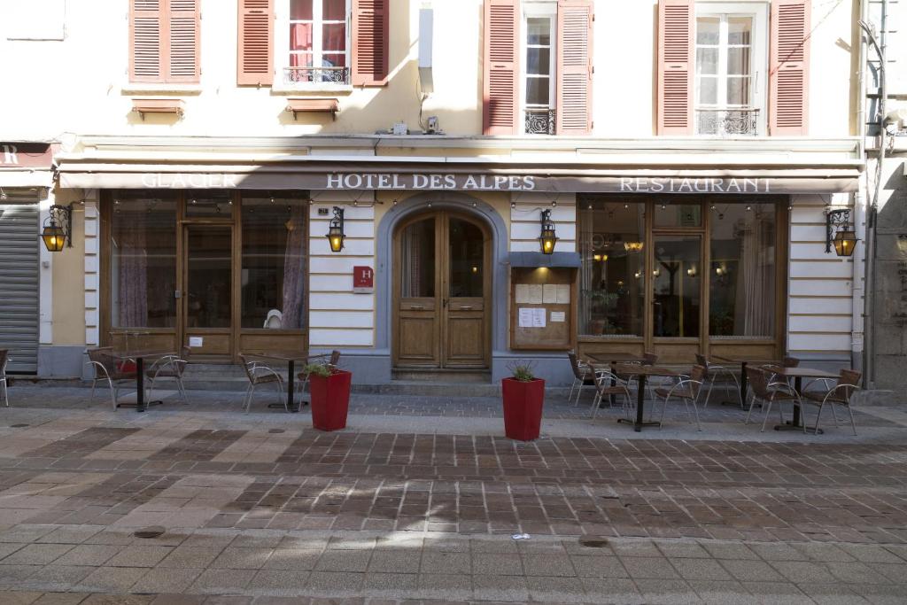 Hotel Des Alpes photo 1