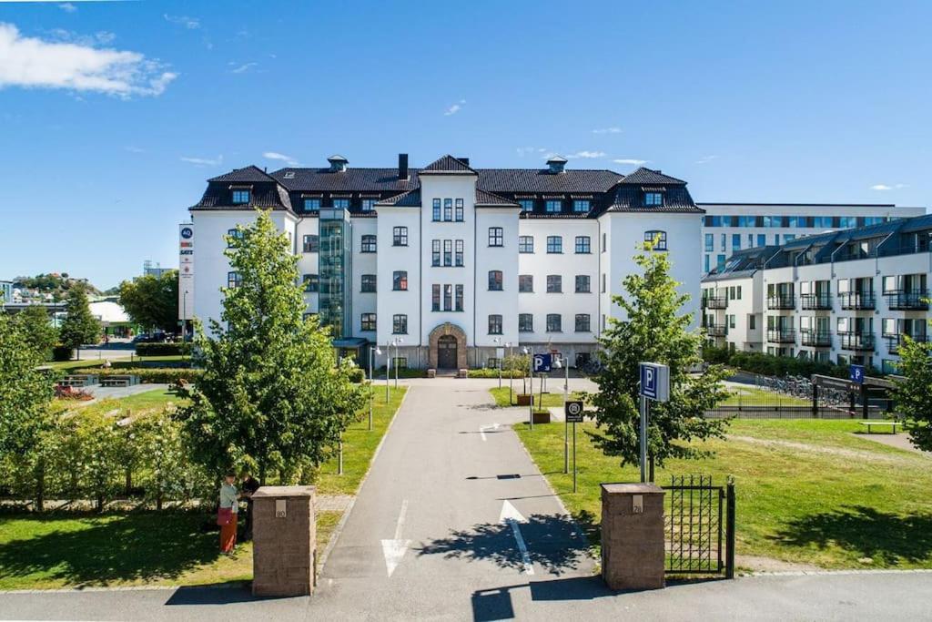 1-Roms toppleilighet på tangen/bystranda photo 1