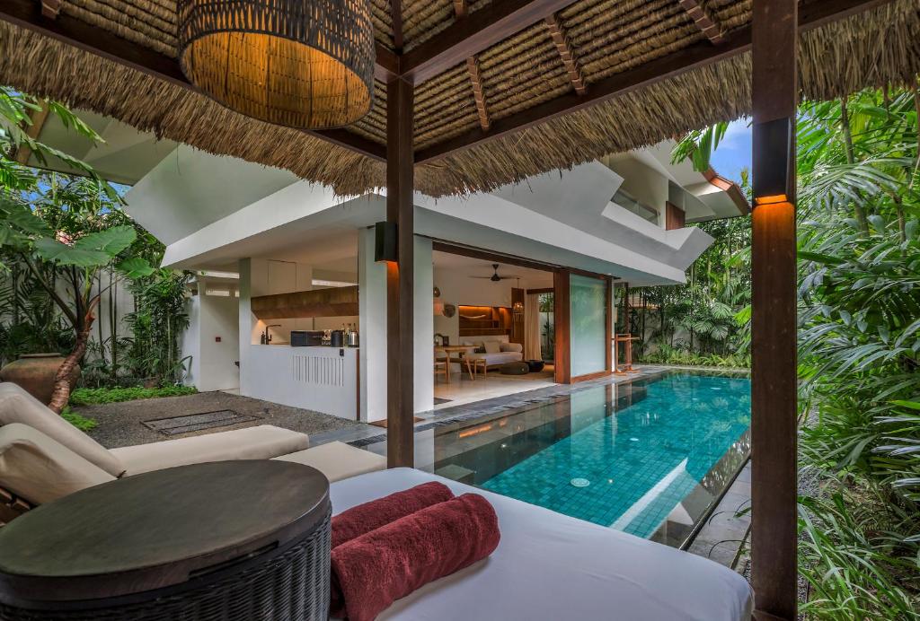 Bisma Eight Villas - Tap to explore photos
