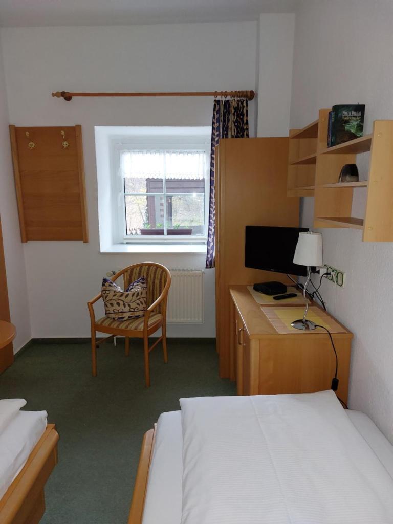 Mini-1-Raum-Apartment mit eigenem Eingang photo 4