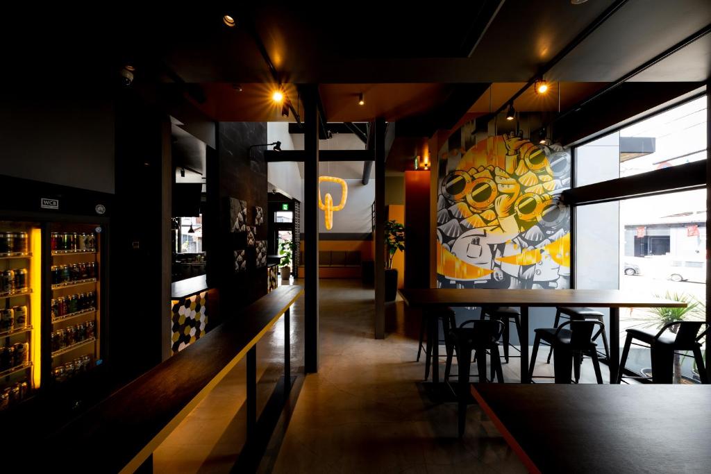 The Villa & Barrel Lounge photo 3