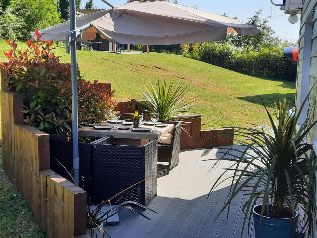 Stunning 55 Riverun on the banks of the lovely Riv photo 4