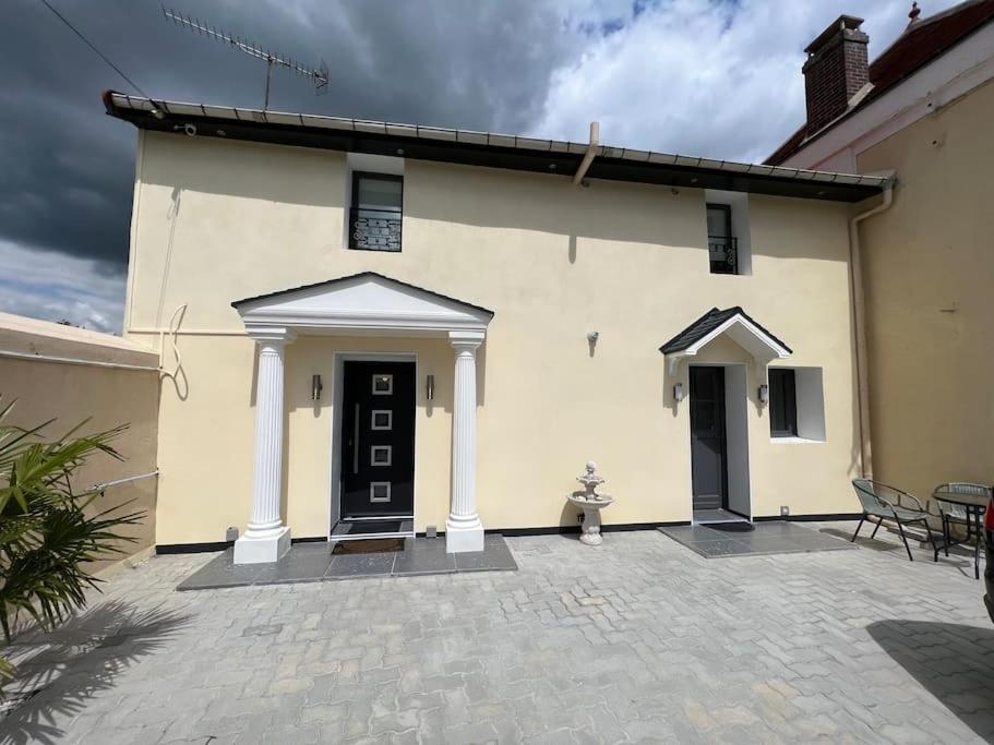 Kings Villa photo 1