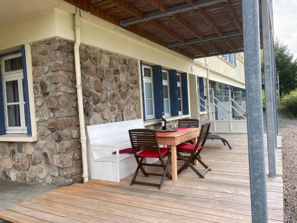 Nice holiday home in Cuzy with shared pool photo 4