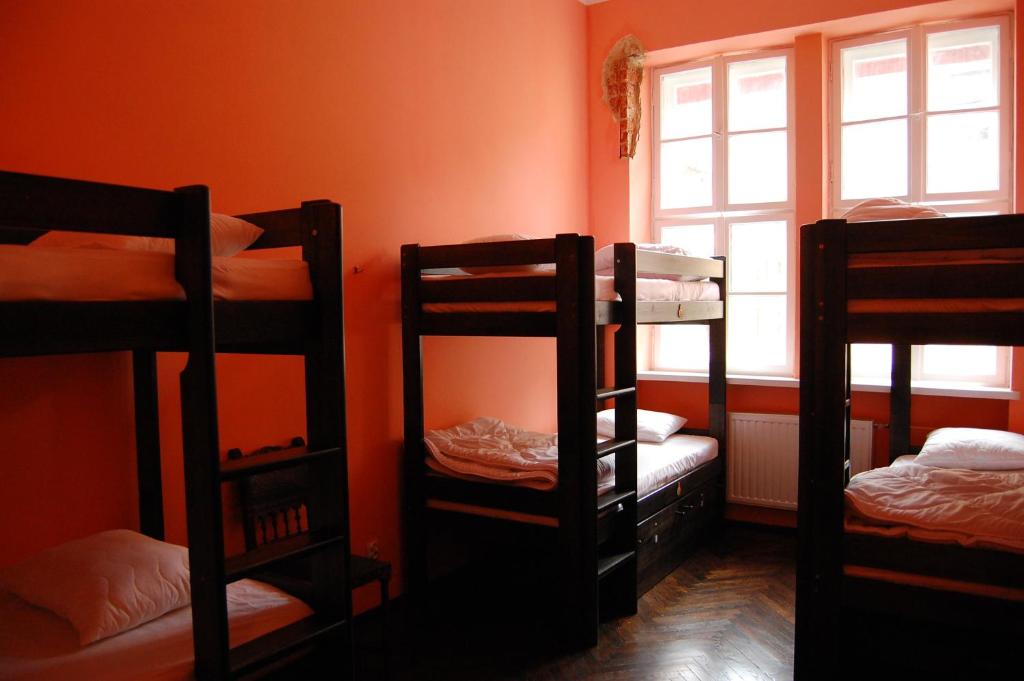 Номер (Кровать в общем 6-местном номере для мужчин и женщин), The Little Havana Party Hostel